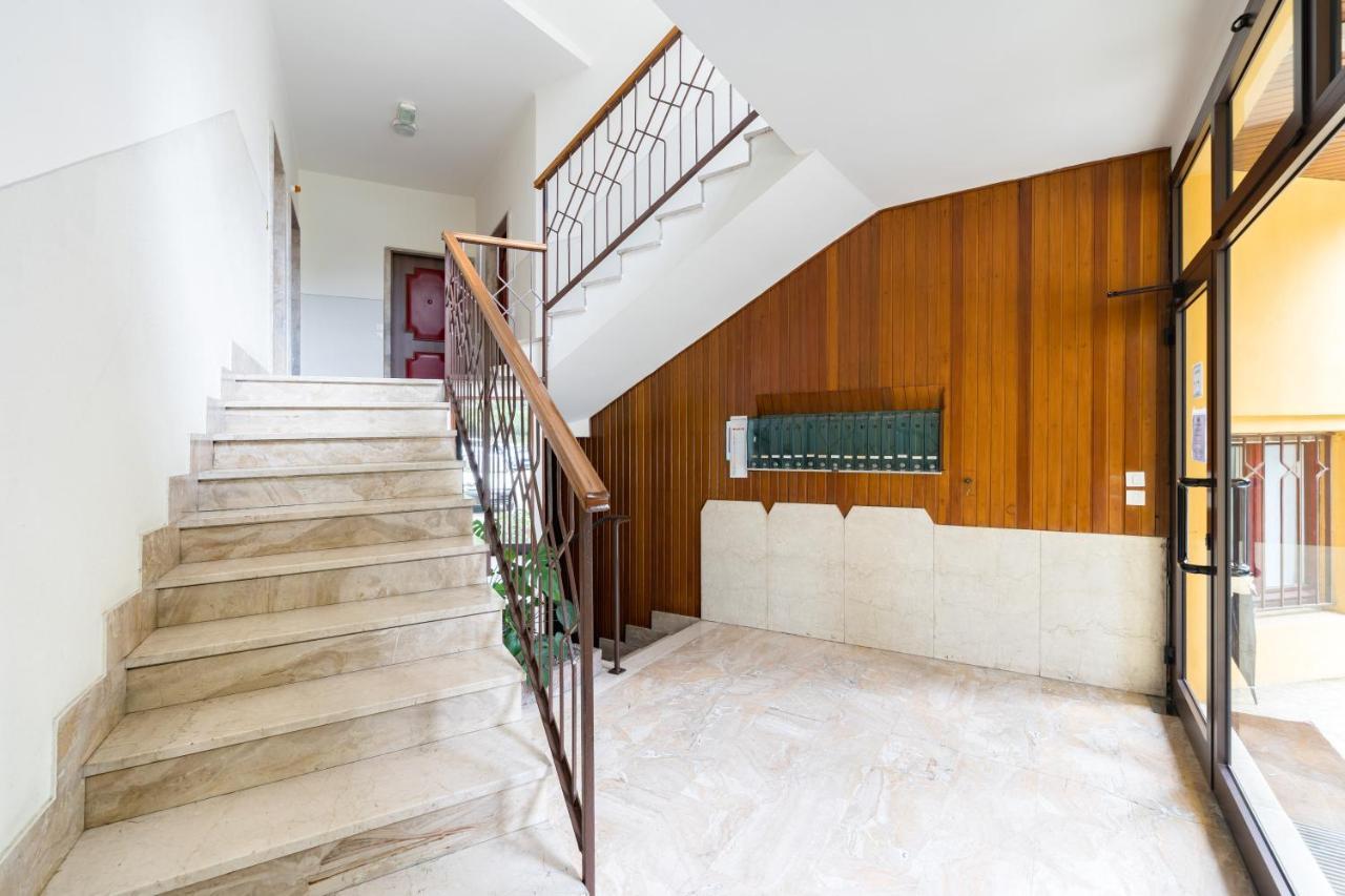 Residenza Al Vittoriale - By Host4U Apartment Gardone Riviera Exterior photo